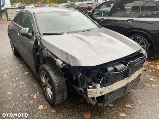 Mercedes-Benz CLA 180 d Progressive 7G-DCT - 1