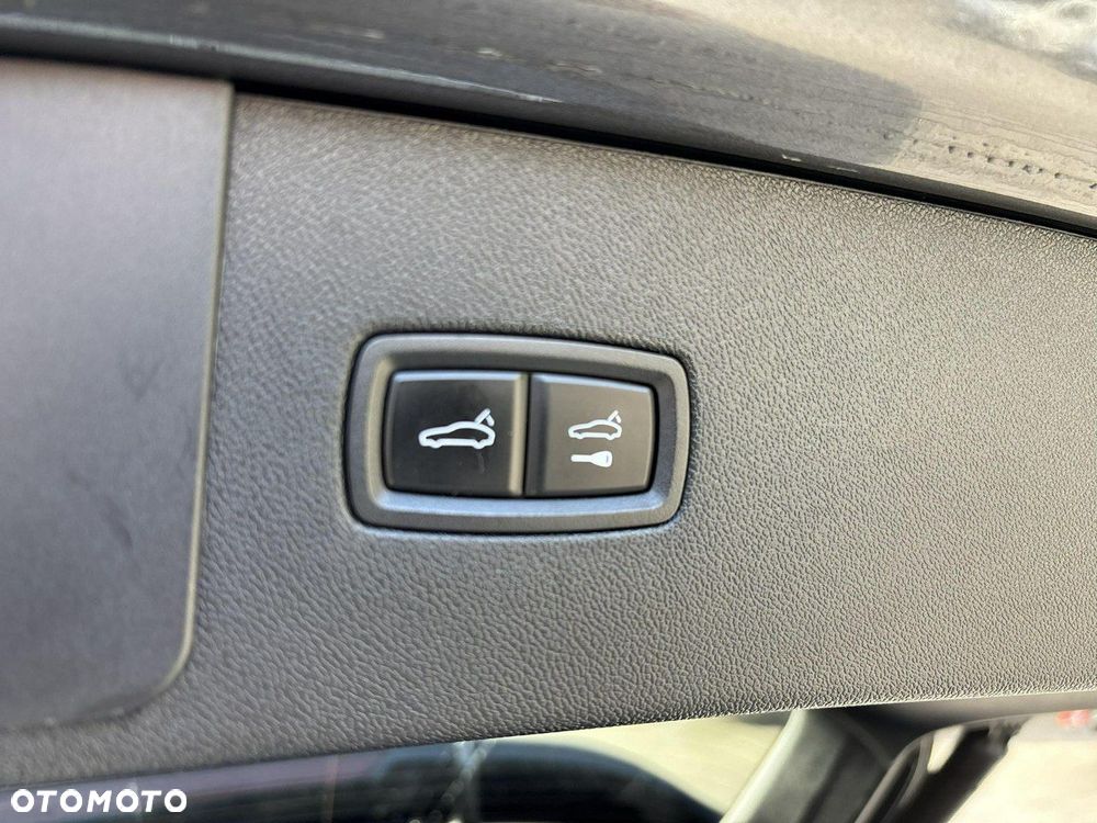 Porsche Cayenne - 16