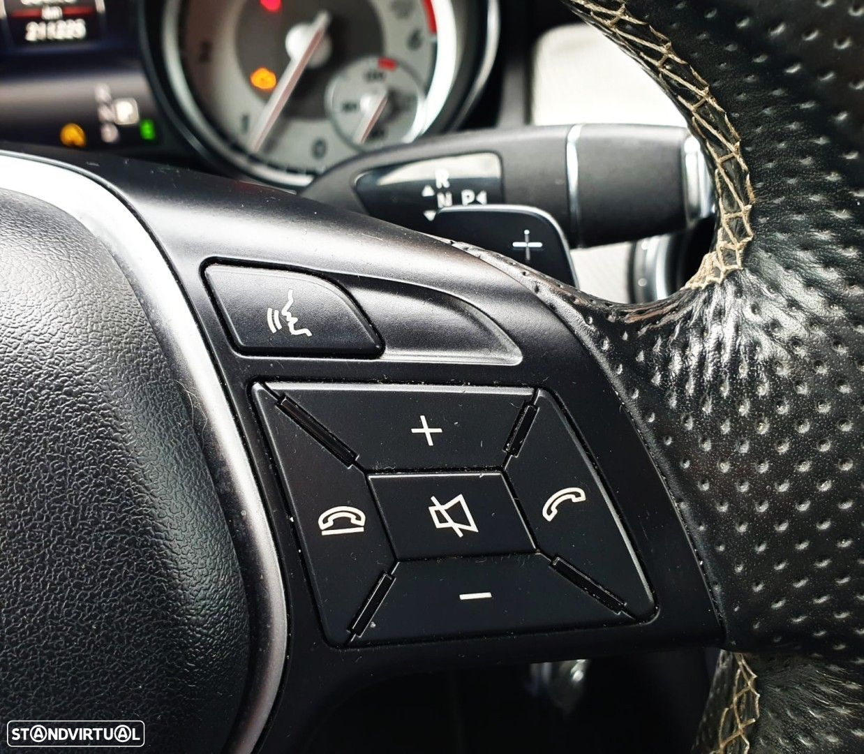 Mercedes-Benz GLA 220 CDI 4Matic 7G-DCT Urban - 11