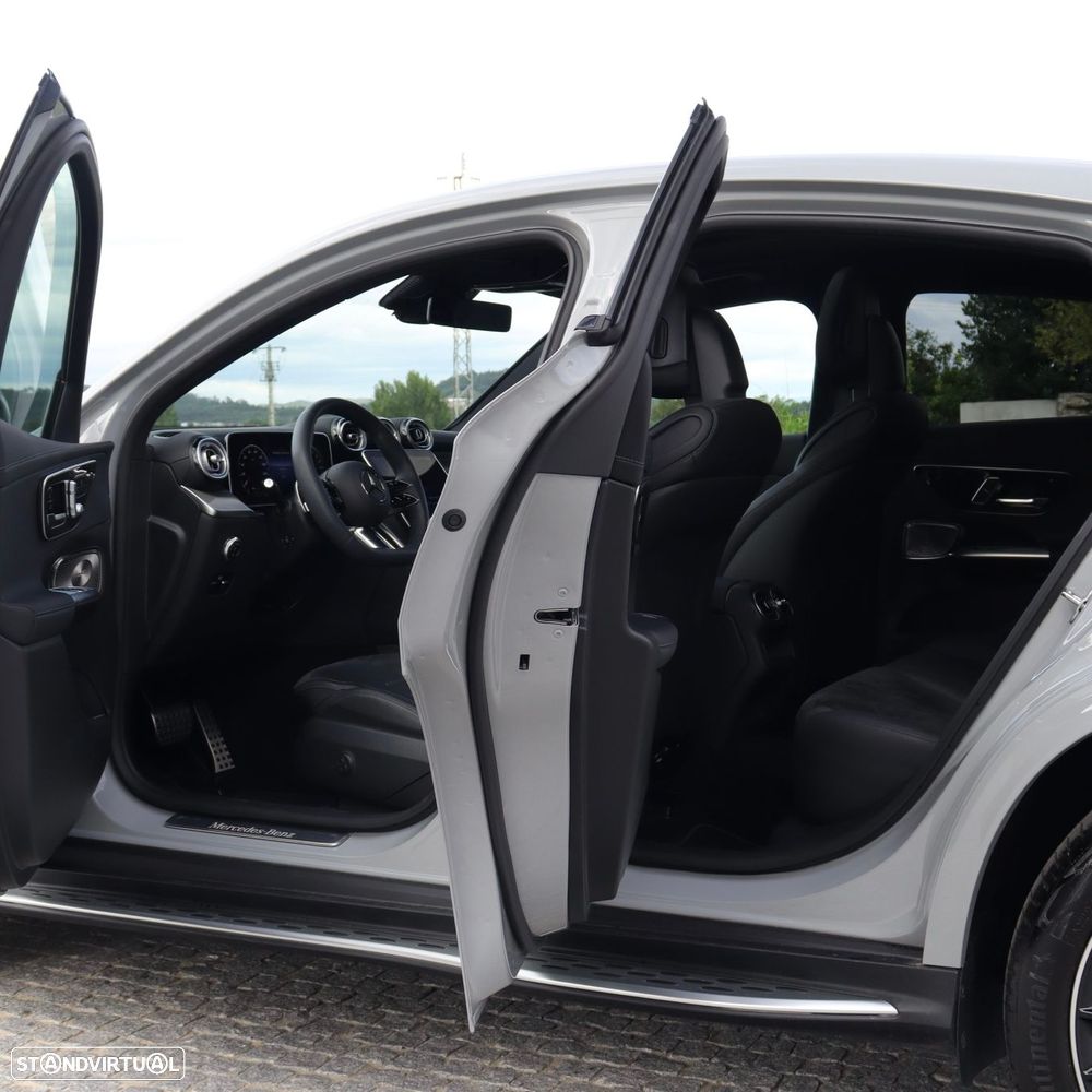 Mercedes-Benz GLC 300 de Coupe 4Matic - 14