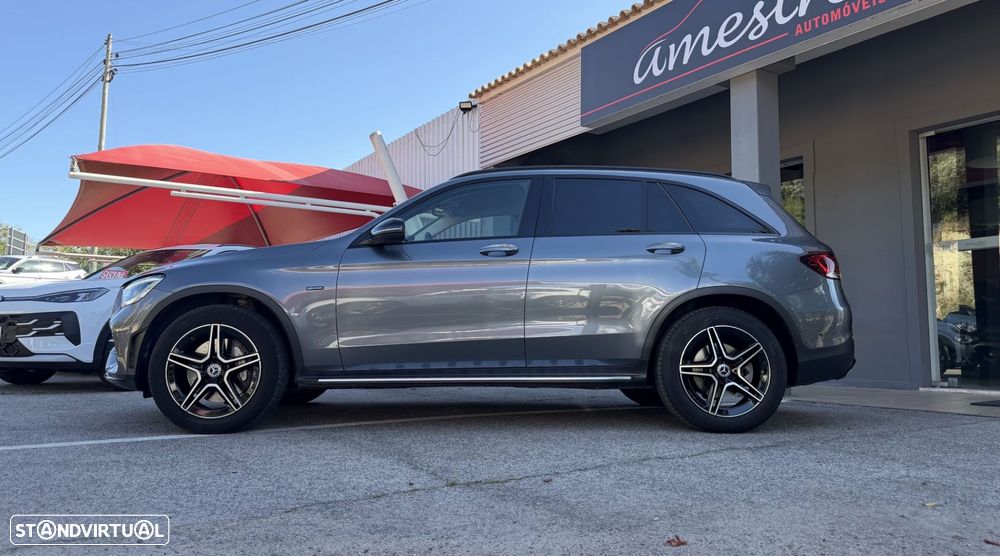 Mercedes-Benz GLC 300 e 4Matic - 2