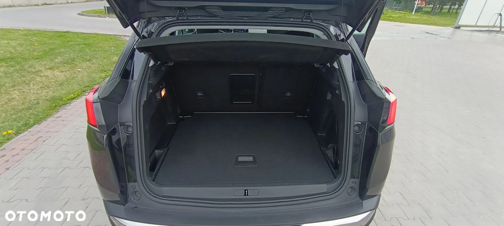 Peugeot 3008 BlueHDi 130 Stop & Start EAT8 Allure - 24