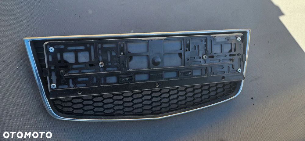 Grill atrapa zderzaka ramka chrom Chevrolet Aveo T250 lift T255 2009r 96808254 96813742 - 5