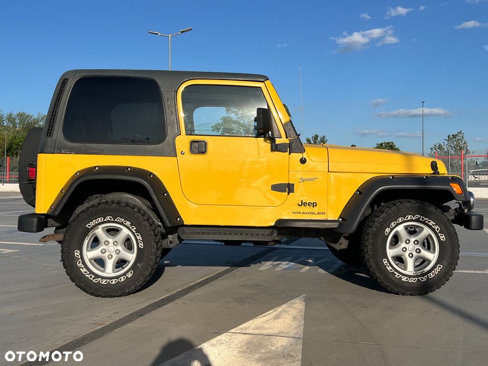 Jeep Wrangler - 9