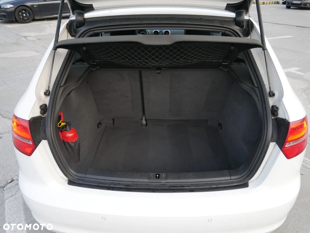 Audi A3 Sportback 1.4 TFSI S line Sportpaket (plus) - 14