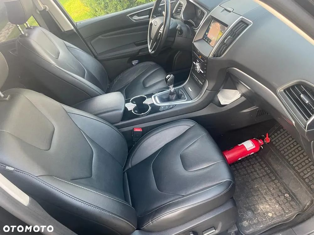 Ford S-Max 2.0 TDCi Titanium - 10