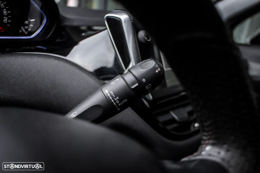 Peugeot 208 e-HDi FAP 92 Stop&Start Allure - 15