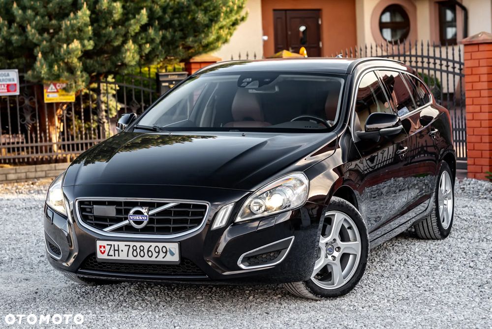 Volvo V60 D3 Geartronic Momentum - 6
