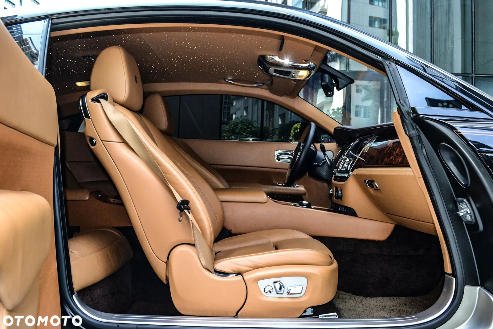 Rolls-Royce Wraith - 3