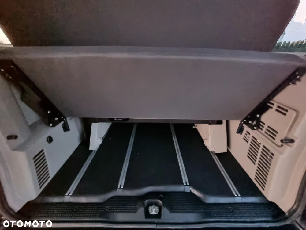 Opel Vivaro - 13