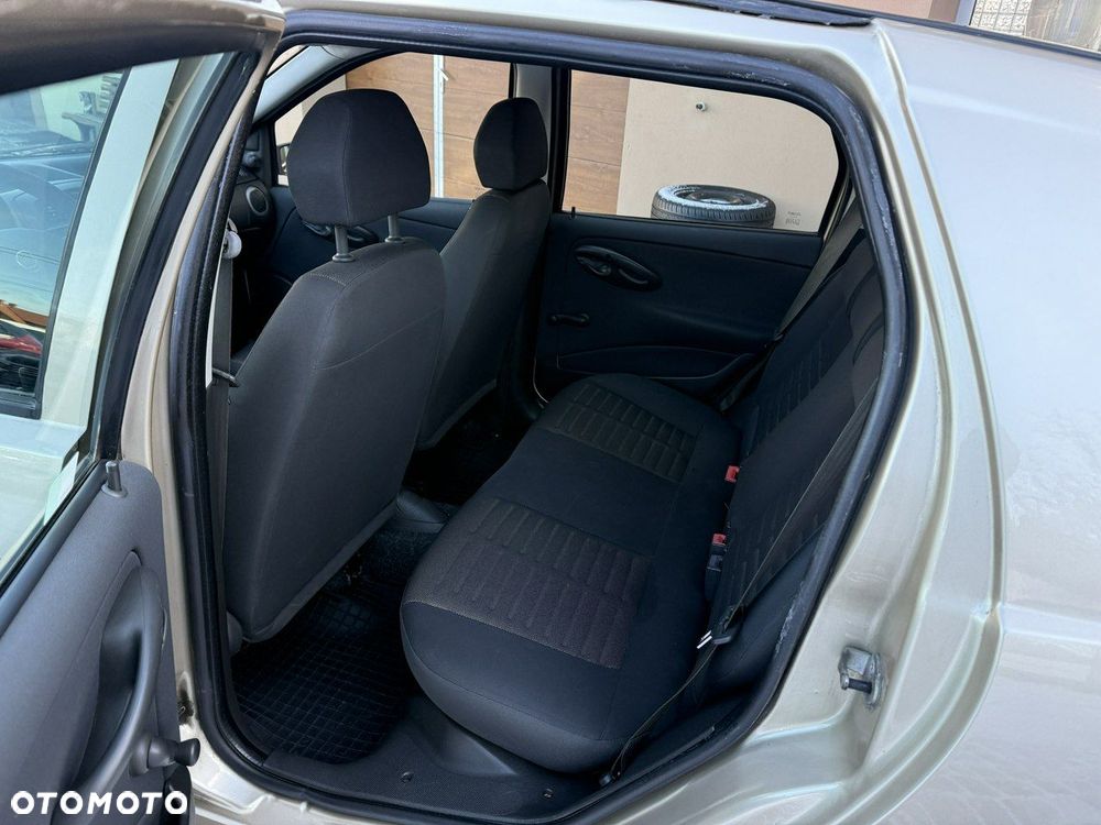 Fiat Punto - 21
