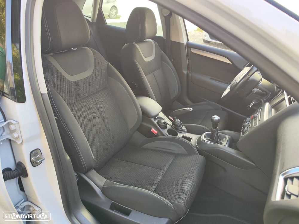 Citroën C4 1.6 BlueHDi Feel - 15