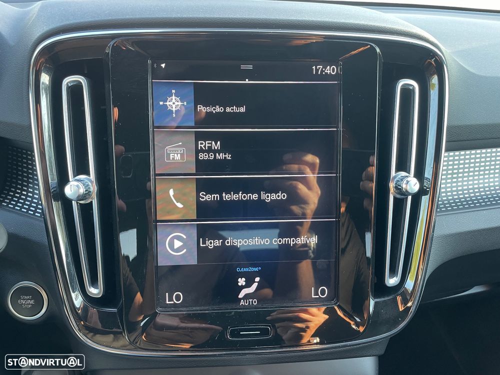 Volvo XC 40 1.5 T3 Momentum - 19