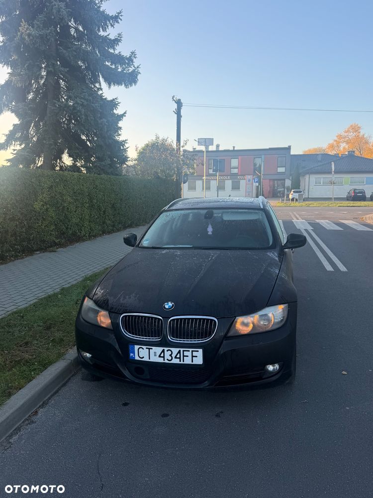 BMW Seria 3 320i - 1