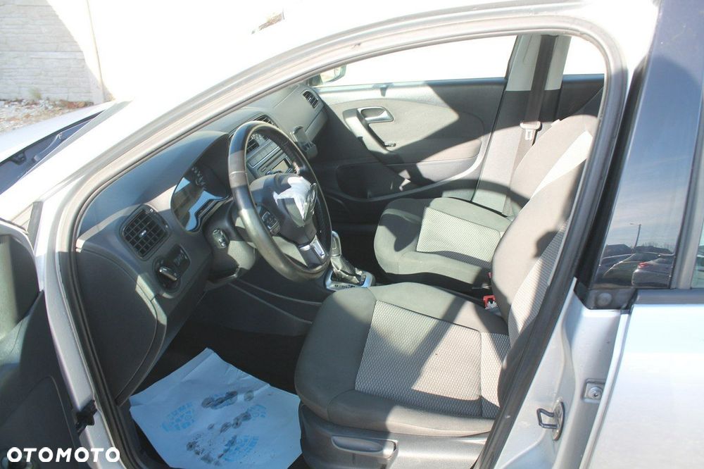 Volkswagen Polo - 9