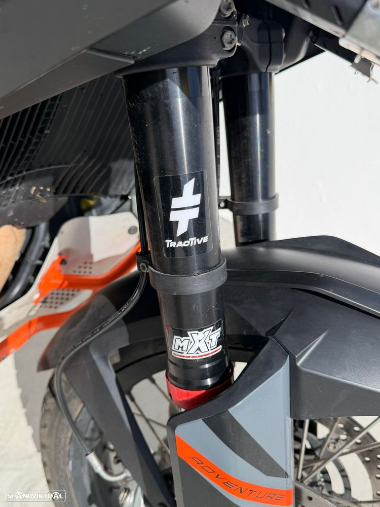 KTM 890 Adventure R - 12
