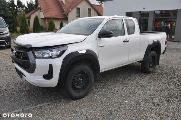 Toyota Hilux 2.4 D-4D Extra Cab DLX 4x4