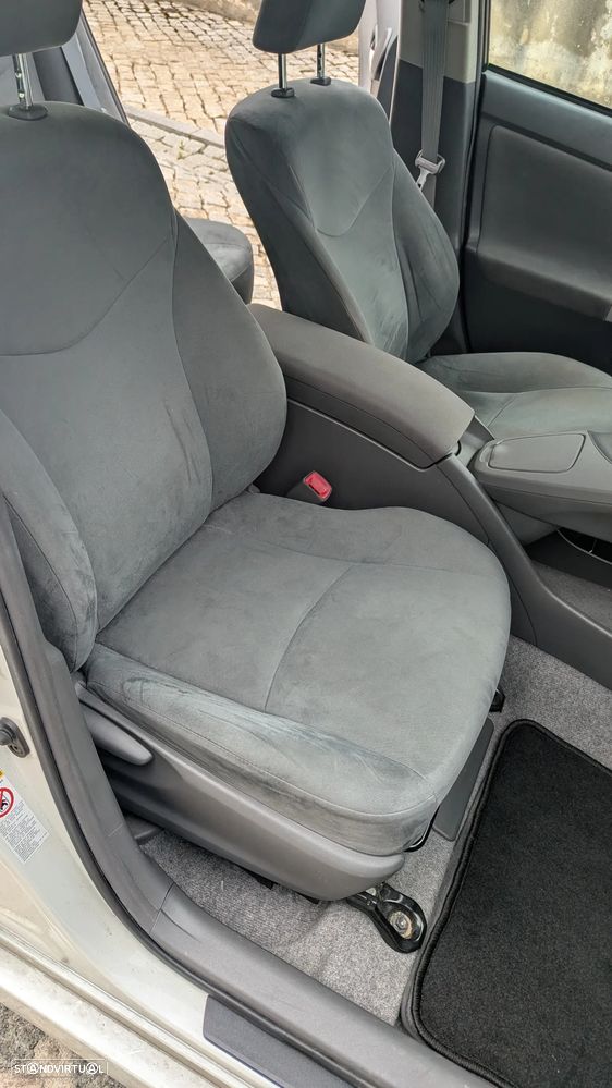 Toyota Prius 1.8 Sol - 24