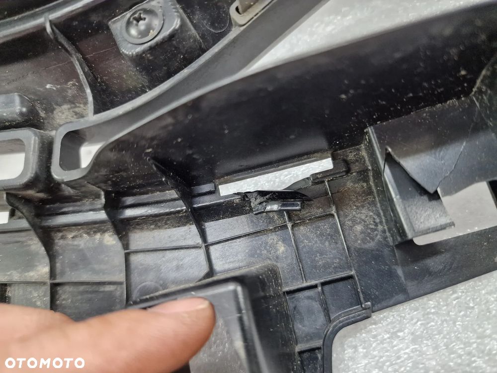 KIA CEED III 3 LIFT GT 21- ATRAPA / GRILL PRZEDNI PRZÓD , NR 86351-J7KA0 / 86350-J7KA0 , NR AUKCJI GL535 - 17