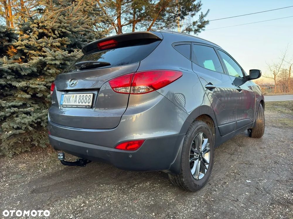 Hyundai ix35 1.6 2WD Fifa World Cup Edition - 4