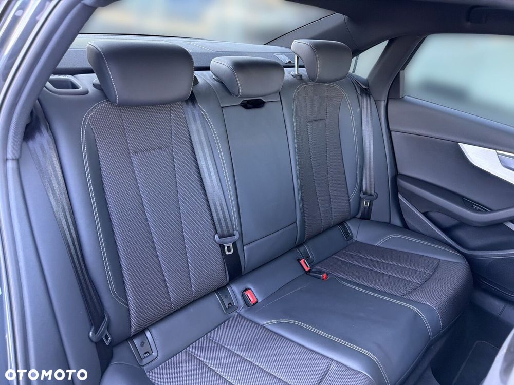 Audi A4 Limousine 35 TFSI mHEV Advanced S tronic - 14