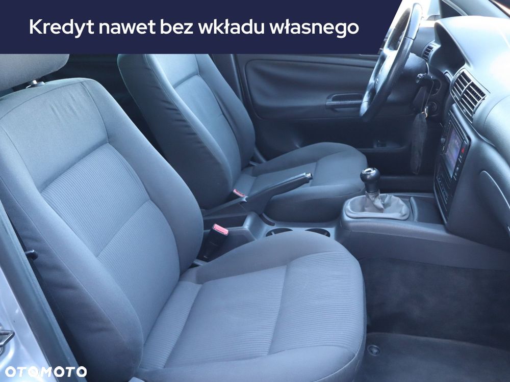 Volkswagen Passat Variant - 11