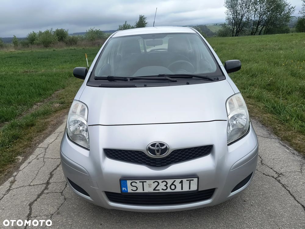 Toyota Yaris 1.0 Entry - 10