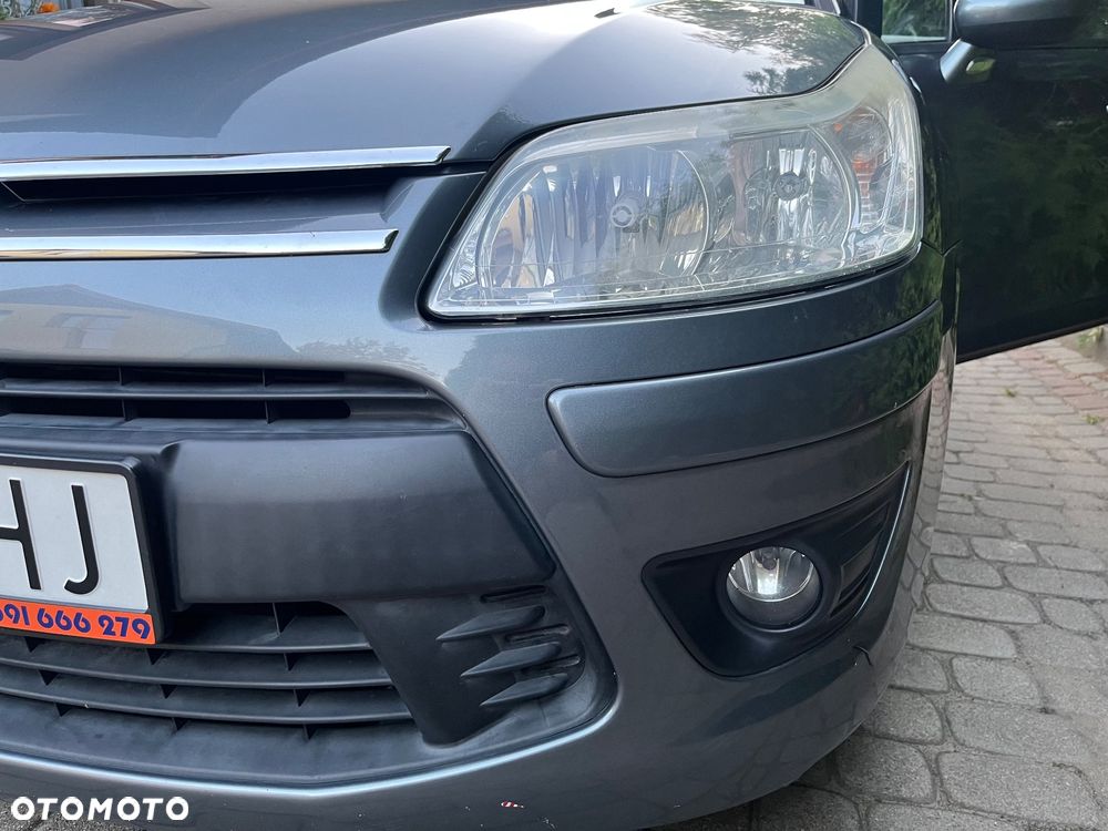 Citroën C4 1.4 16V Impress - 23