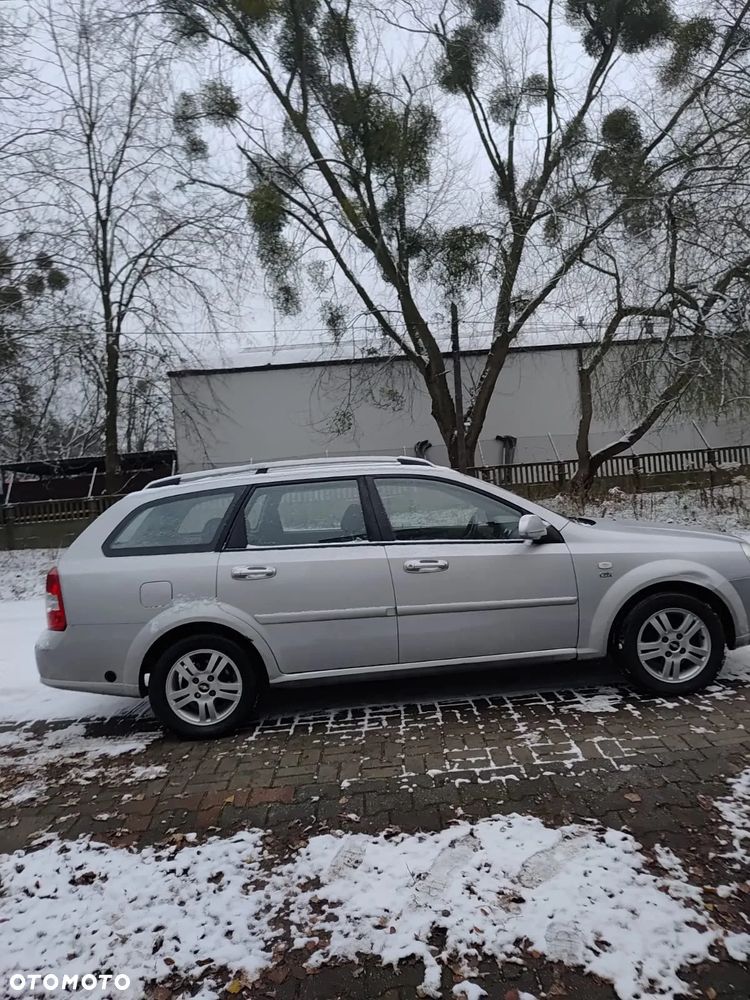 Chevrolet Nubira - 11