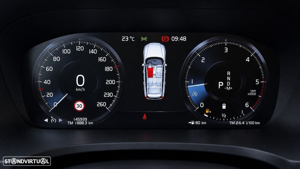 Volvo V60 2.0 B4 Momentum Geartronic - 24