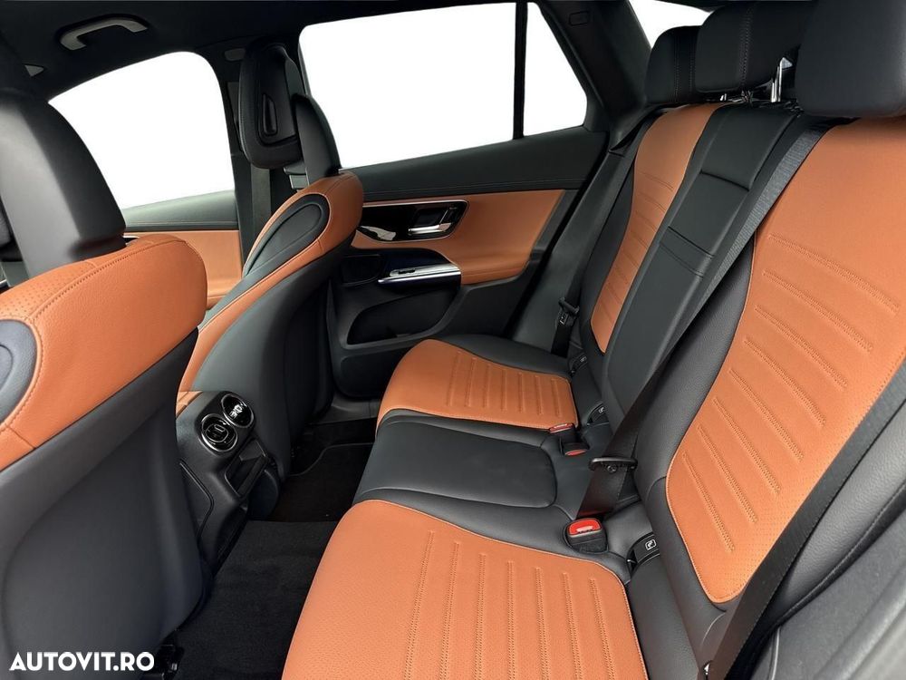Mercedes-Benz GLC 300 e 4MATIC PHEV - 12