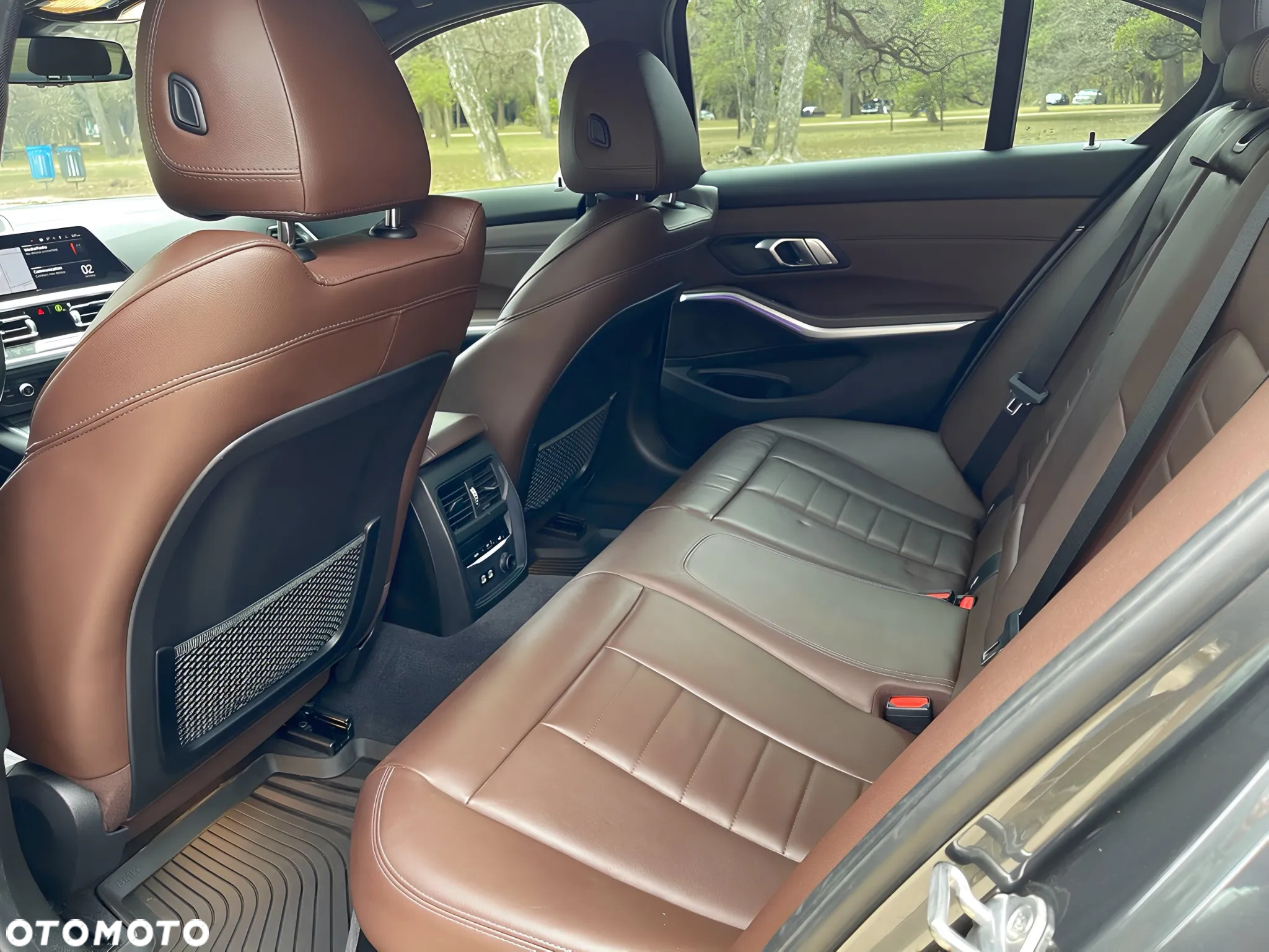 BMW Seria 3 M340i xDrive - 11