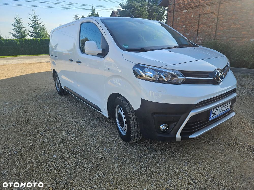 Toyota ProAce Kombi D-4D Medium 2,7t - 2