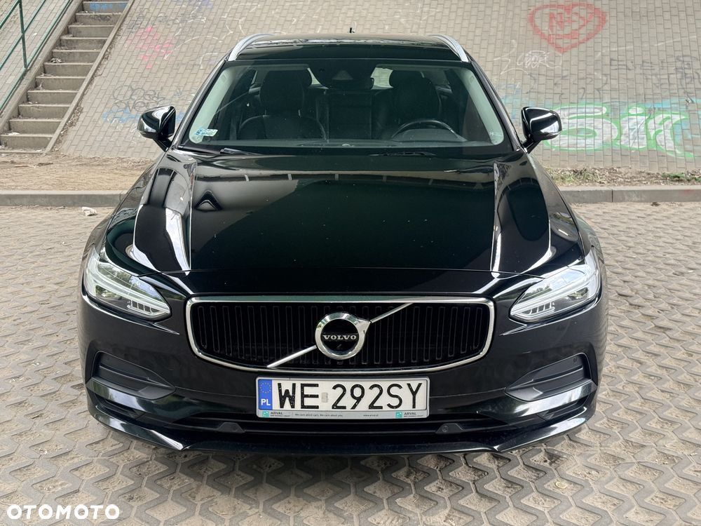 Volvo V90 D4 Momentum - 2