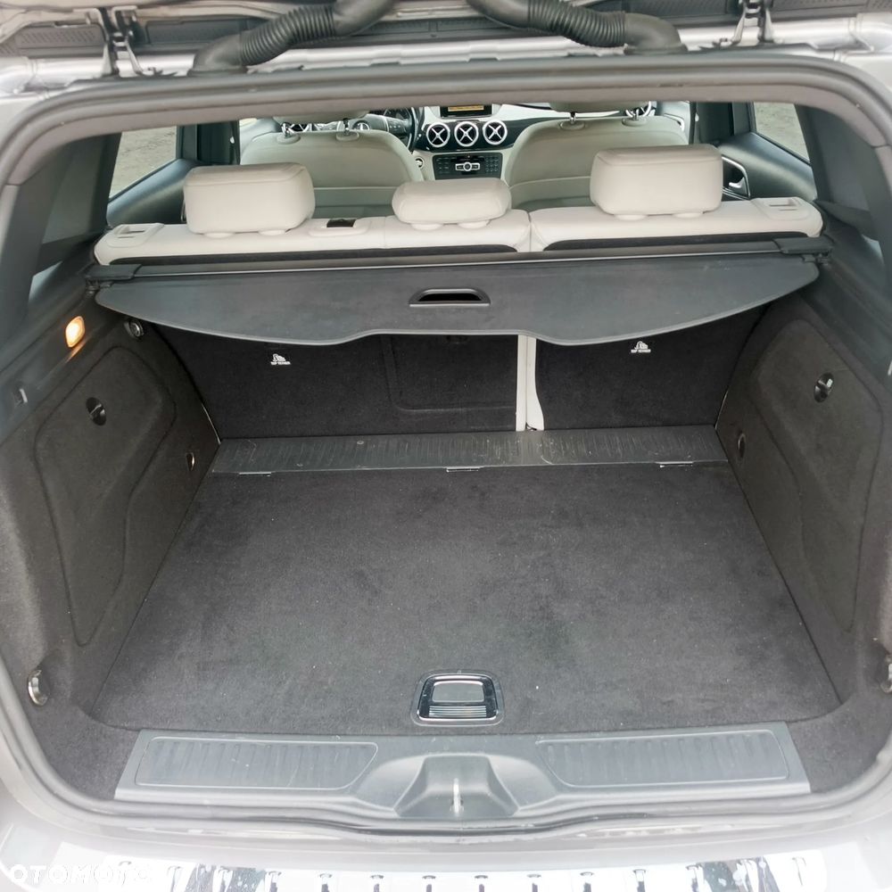 Mercedes-Benz Klasa B 200 (BlueEFFICIENCY) 7G-DCT - 18