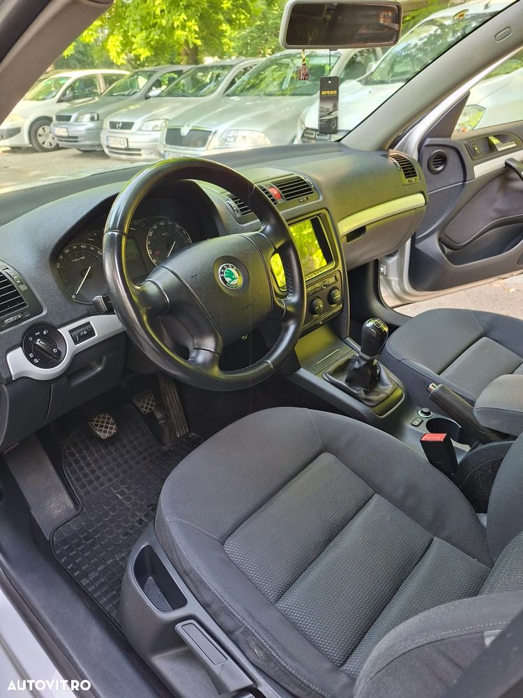 Skoda Octavia 1.6 MPI Classic - 4
