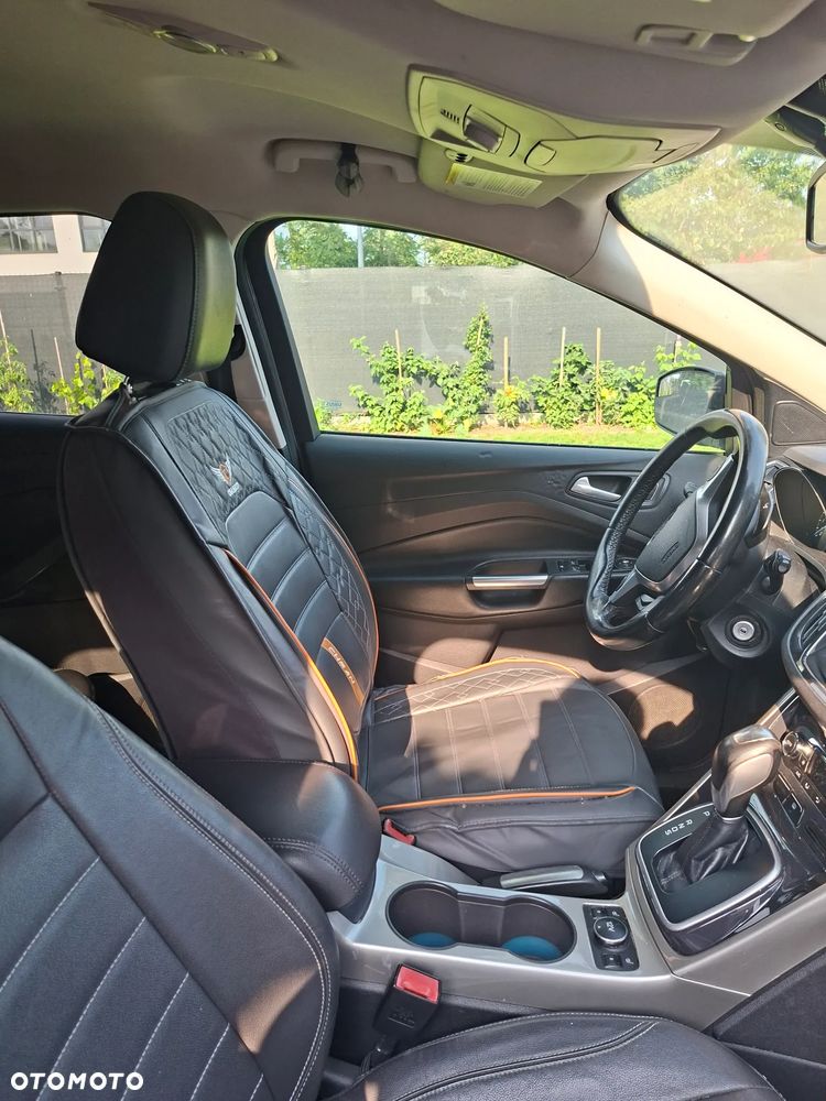 Ford Escape 2.0 EcoBoost AWD Titanium - 2