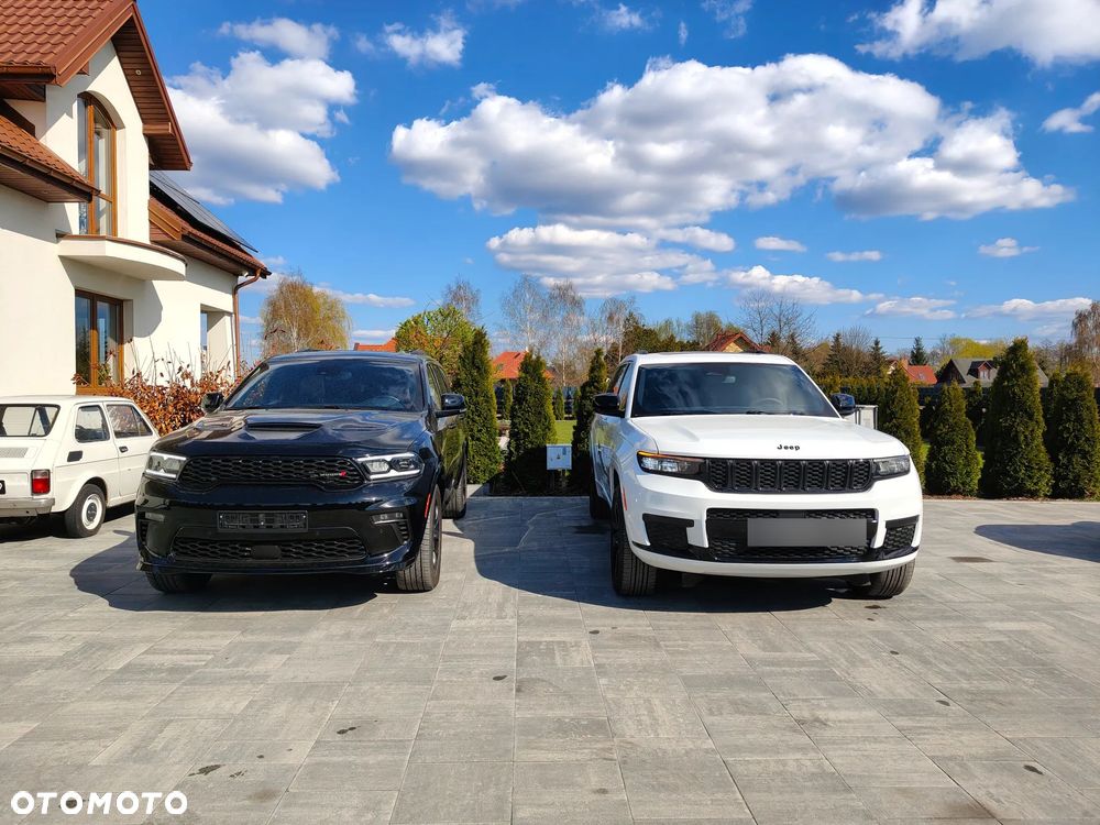 Jeep Grand Cherokee - 40