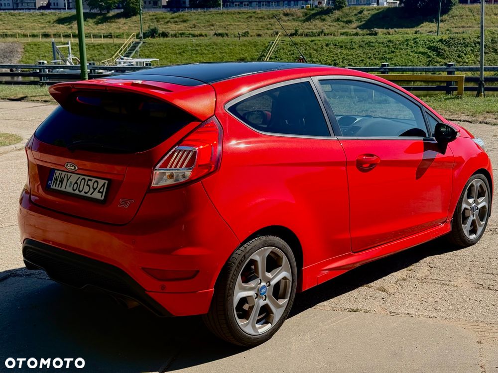 Ford Fiesta ST - 6