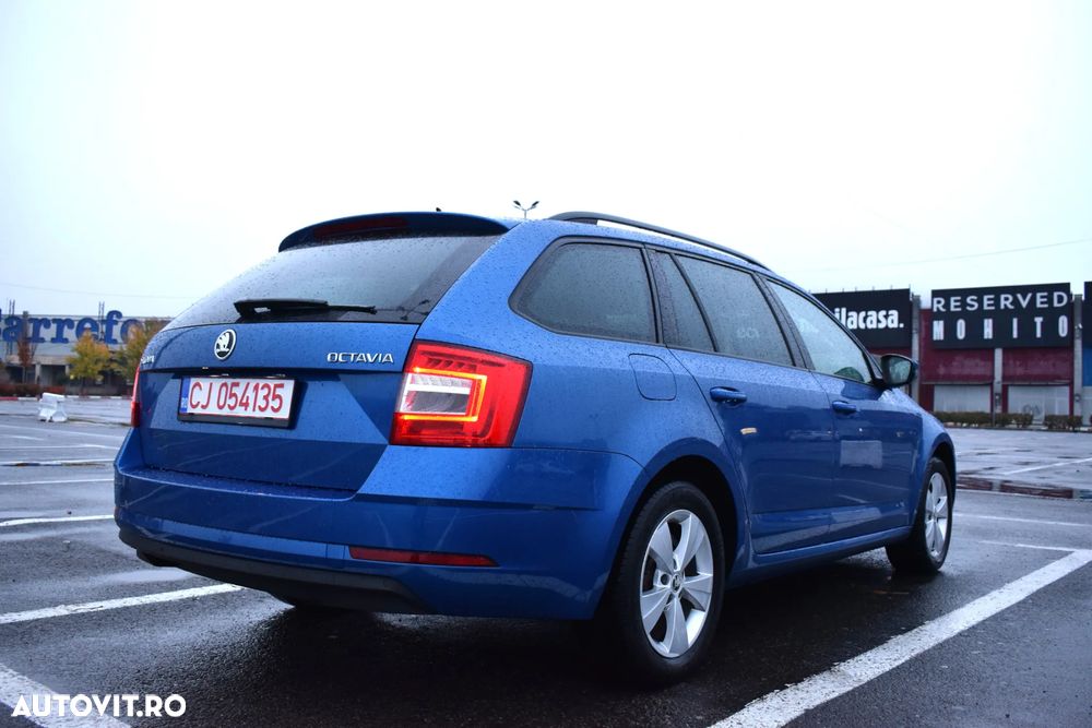 Skoda Octavia 2.0 TDI Ambition - 4