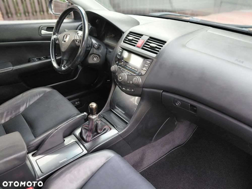 Honda Accord 2.4 TypeS - 11