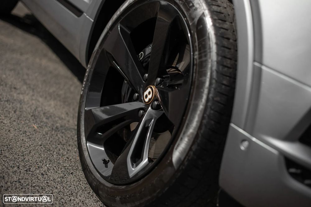 Bentley Bentayga V8 - 2