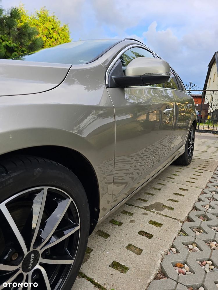 Volvo V60 D3 - 4