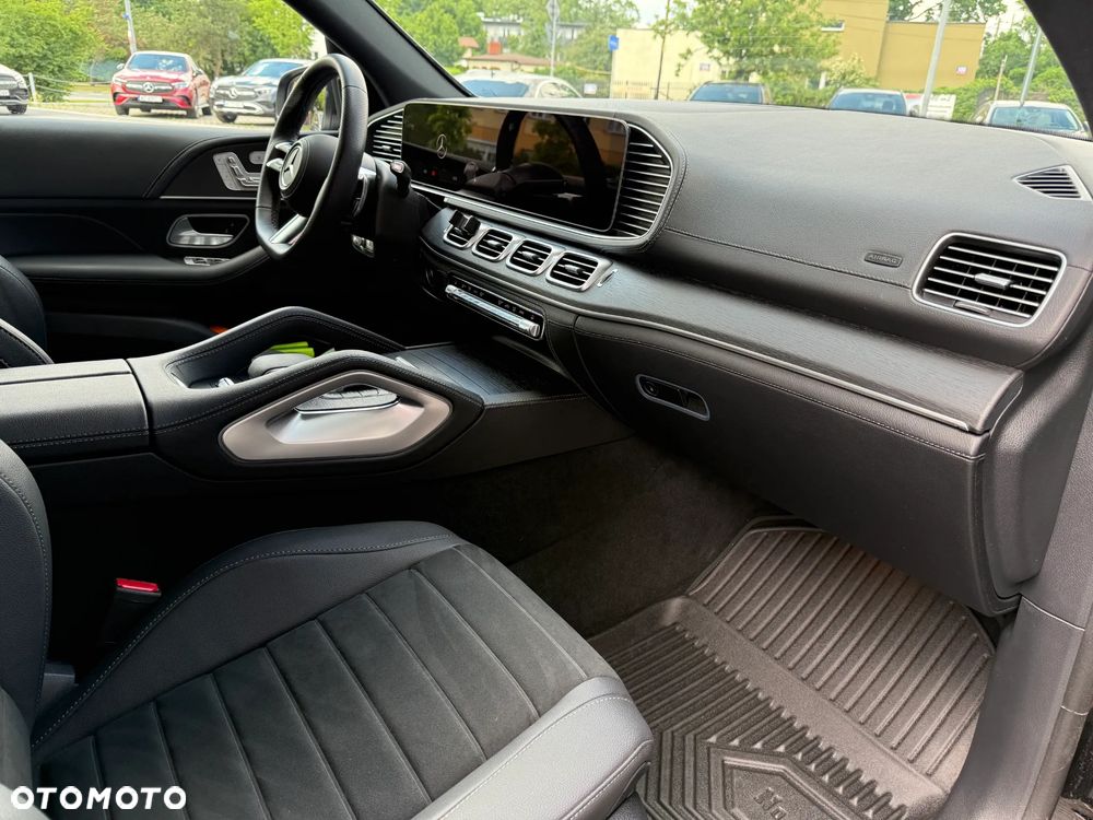 Mercedes-Benz GLE - 16