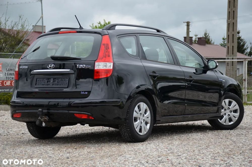 Hyundai i30 1.6 CRDi blue Classic - 11