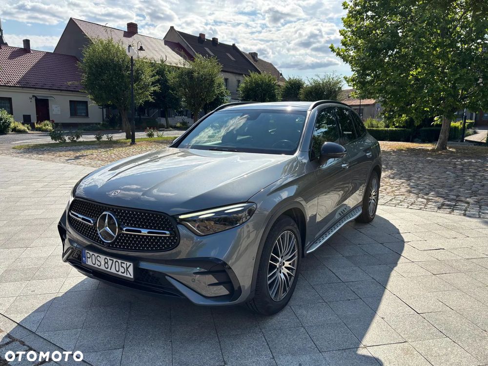 Mercedes-Benz GLC 200 4Matic 9G-TRONIC AMG Line Advanced - 1