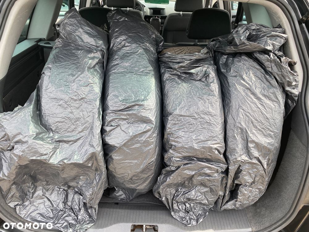 Opel Astra 1.4 Caravan Edition 111 Jahre - 13