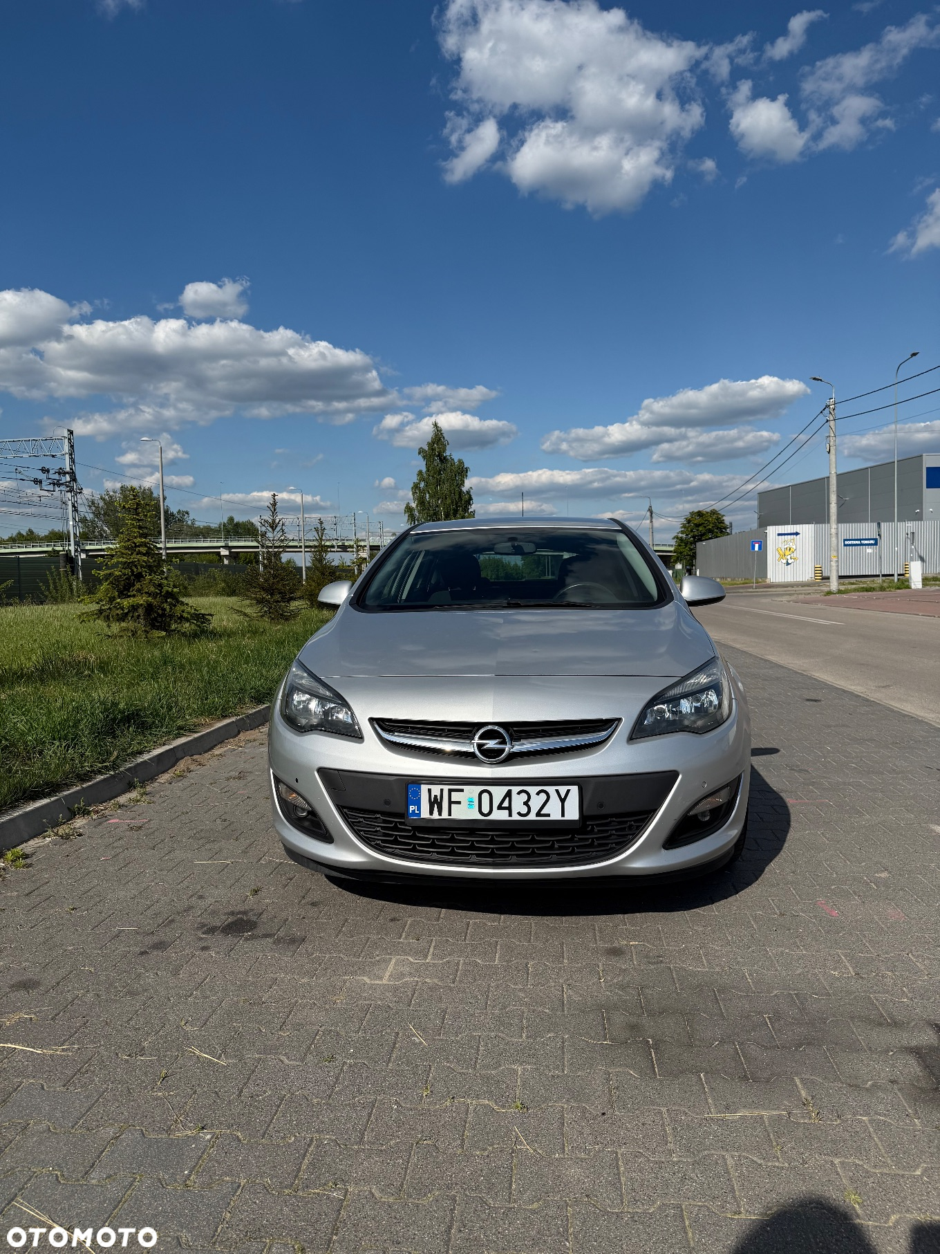 Opel Astra IV 1.6 Essentia - 2