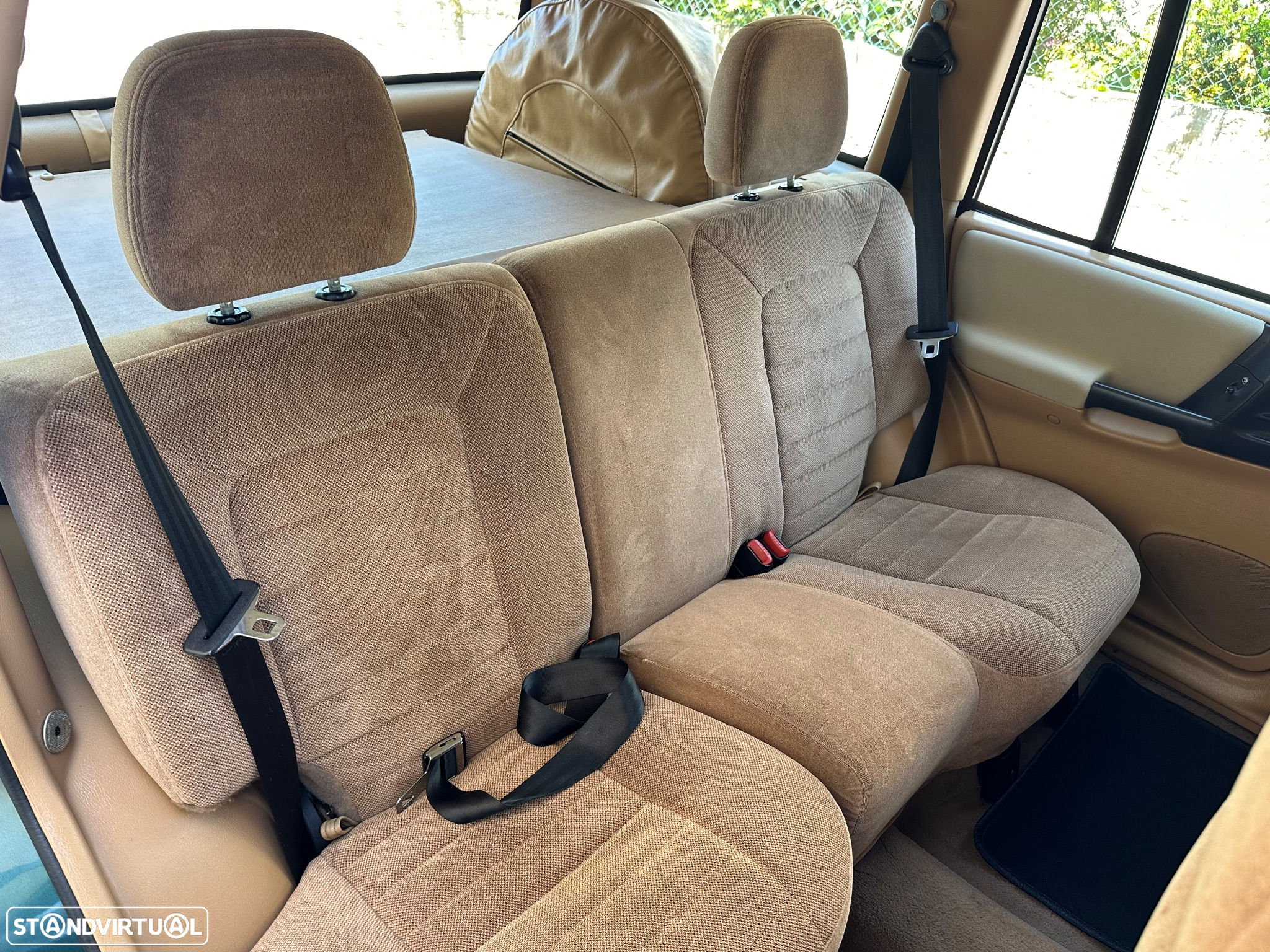 Jeep Grand Cherokee 2.5 TD Laredo - 27