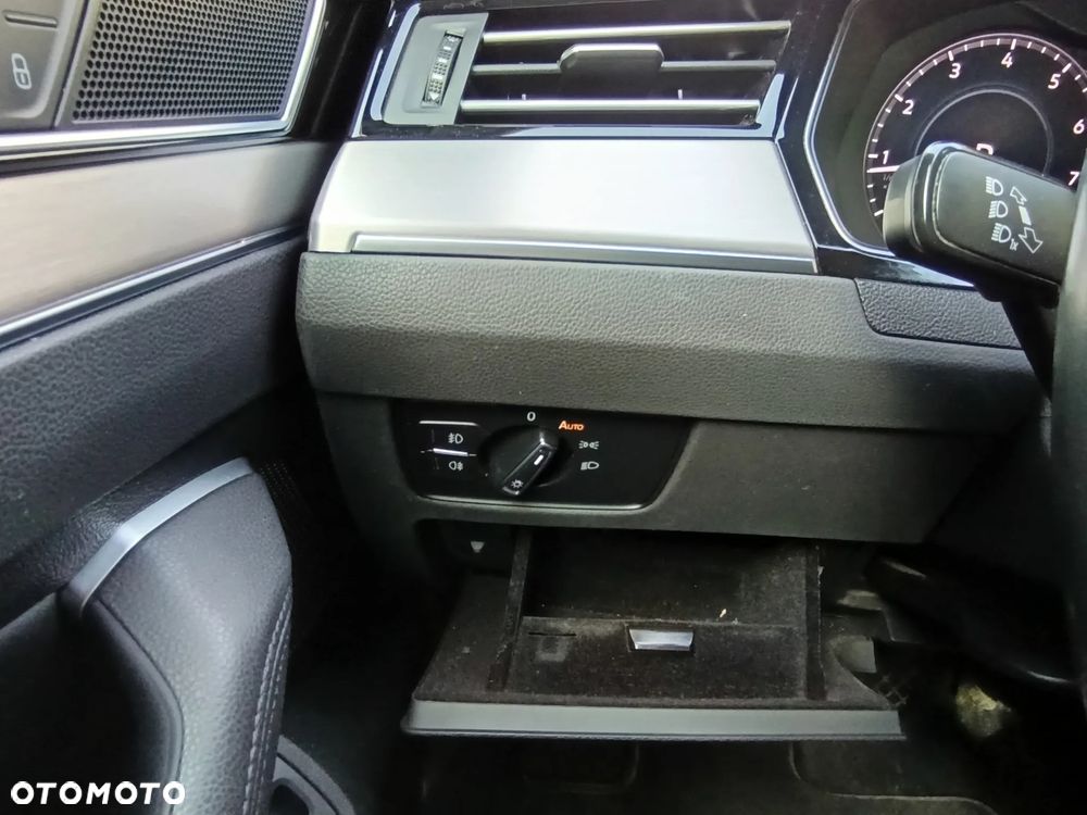 Volkswagen Passat 1.8 TSI BMT Comfortline DSG - 35